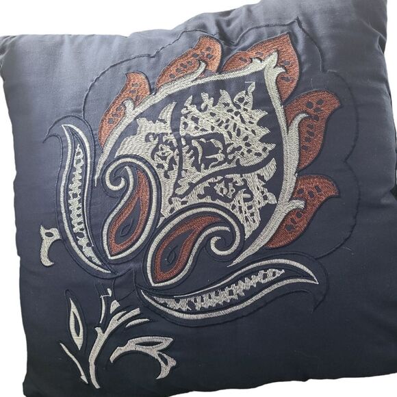 MODERN THREADS Pillows Embroidered Cotton Linen Accent 18 Inches Set of Two - Picture 3 of 13